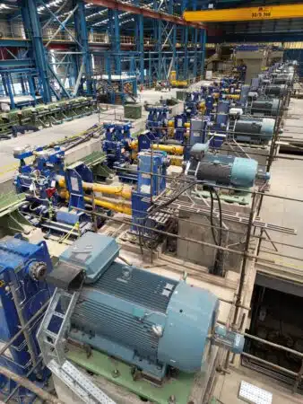 استندهای خط نورد فولاد خیام سپهر نیشابور